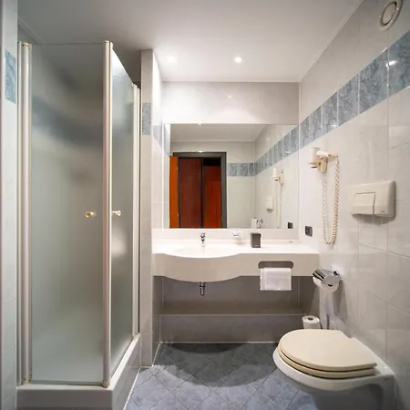 Point Hotel