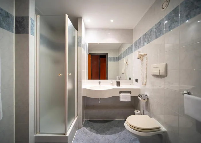 Point Hotel