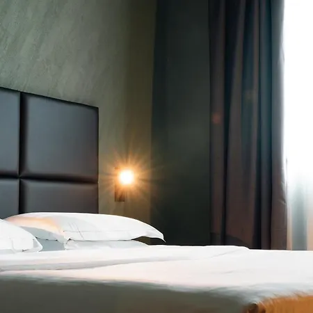 Point Hotel 4*